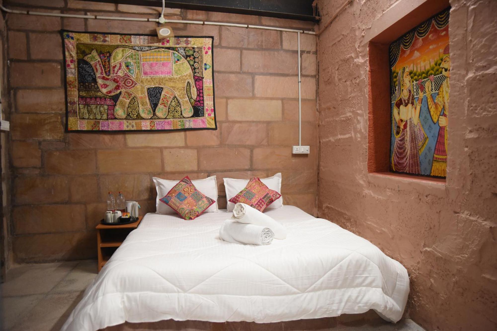 Neel Mahal The Heritage Haveli Jodhpur  Exterior photo